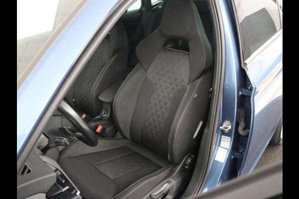 Škoda Kamiq 1.0 TSI Sport Business | Sport stoelen | Stoelverwarming | Virtueel dashboard | Carplay | Cruise control | Lane assist | Climate control | Trekhaak