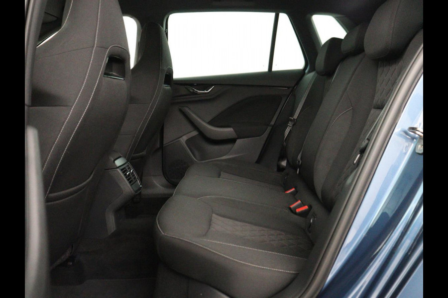Škoda Kamiq 1.0 TSI Sport Business | Sport stoelen | Stoelverwarming | Virtueel dashboard | Carplay | Cruise control | Lane assist | Climate control | Trekhaak