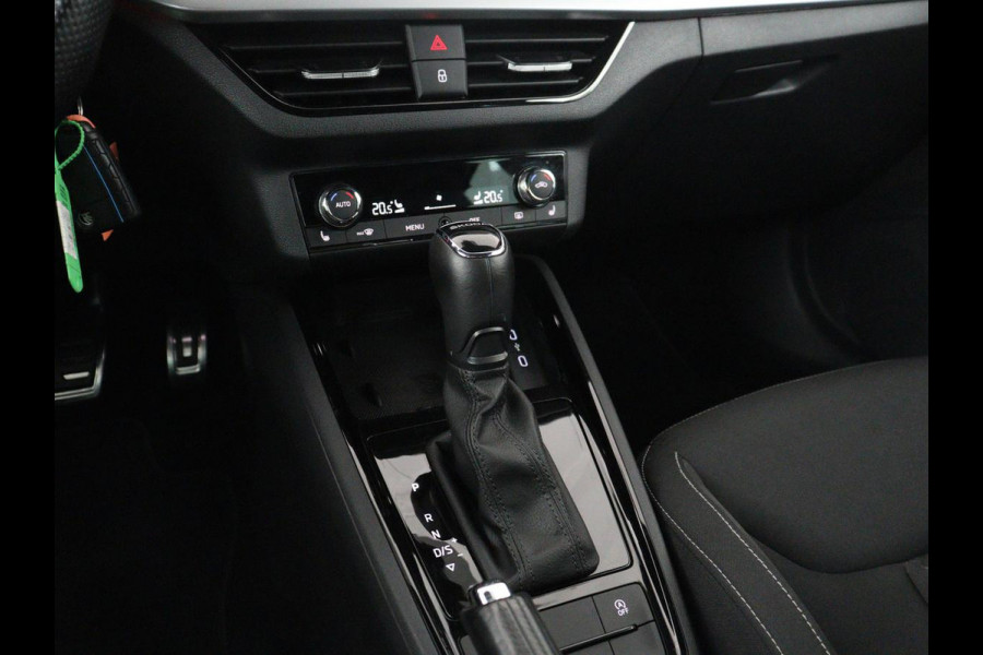 Škoda Kamiq 1.0 TSI Sport Business | Sport stoelen | Stoelverwarming | Virtueel dashboard | Carplay | Cruise control | Lane assist | Climate control | Trekhaak