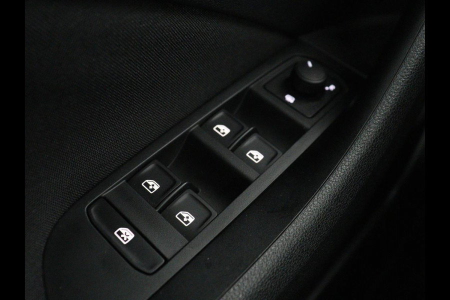 Škoda Kamiq 1.0 TSI Sport Business | Sport stoelen | Stoelverwarming | Virtueel dashboard | Carplay | Cruise control | Lane assist | Climate control | Trekhaak