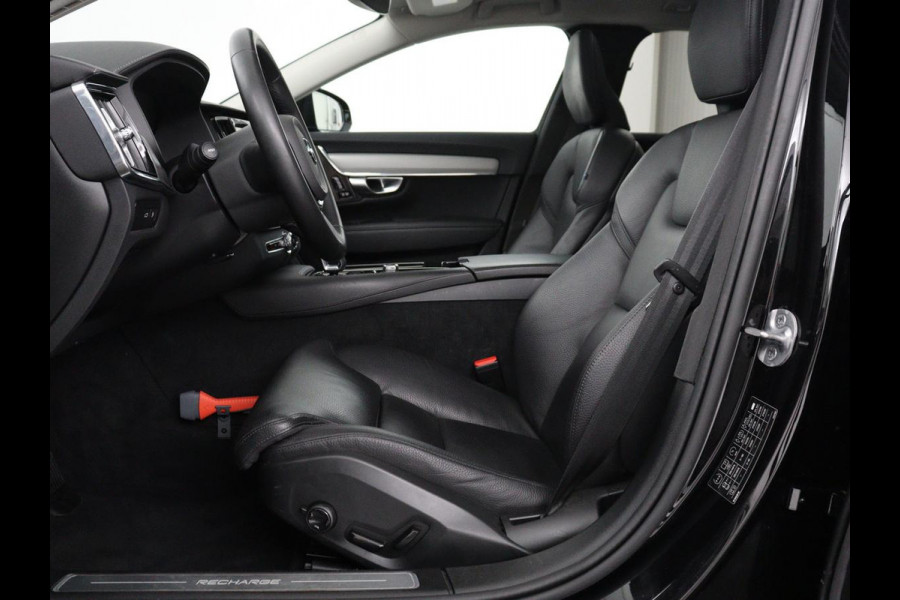 Volvo V90 2.0 T8 Plug-in hybrid AWD Plus Bright | SOH 97,1 | Panoramadak | Leder | Memory | Harman/Kardon | Stuur/stoel verwarming | Achterbank verwarming | Carplay | Cruise control | 360 Camera | Park assist | Trekhaak