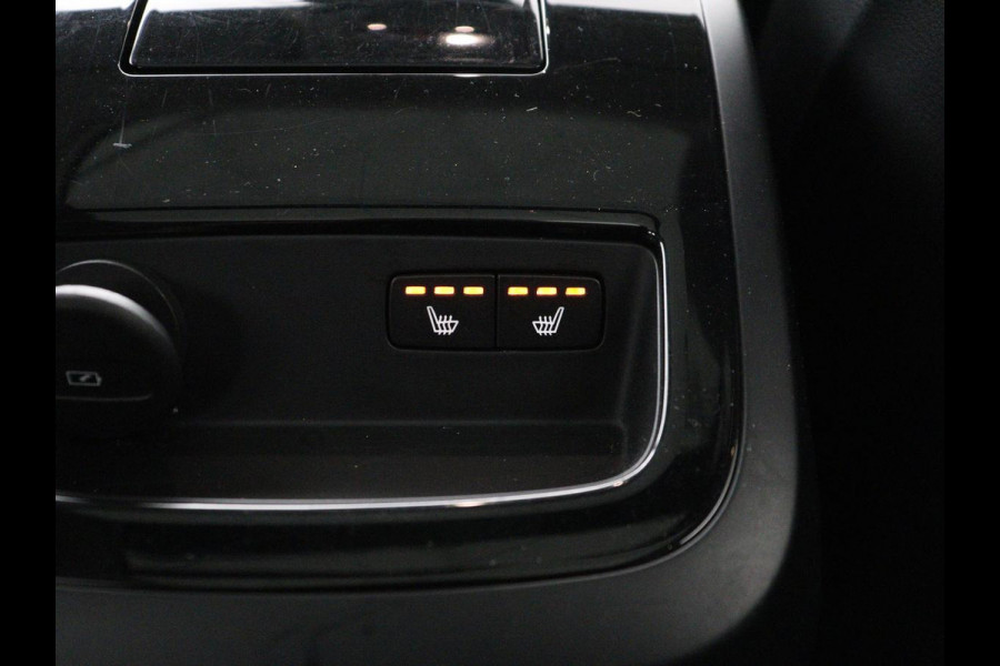 Volvo V90 2.0 T8 Plug-in hybrid AWD Plus Bright | SOH 97,1 | Panoramadak | Leder | Memory | Harman/Kardon | Stuur/stoel verwarming | Achterbank verwarming | Carplay | Cruise control | 360 Camera | Park assist | Trekhaak