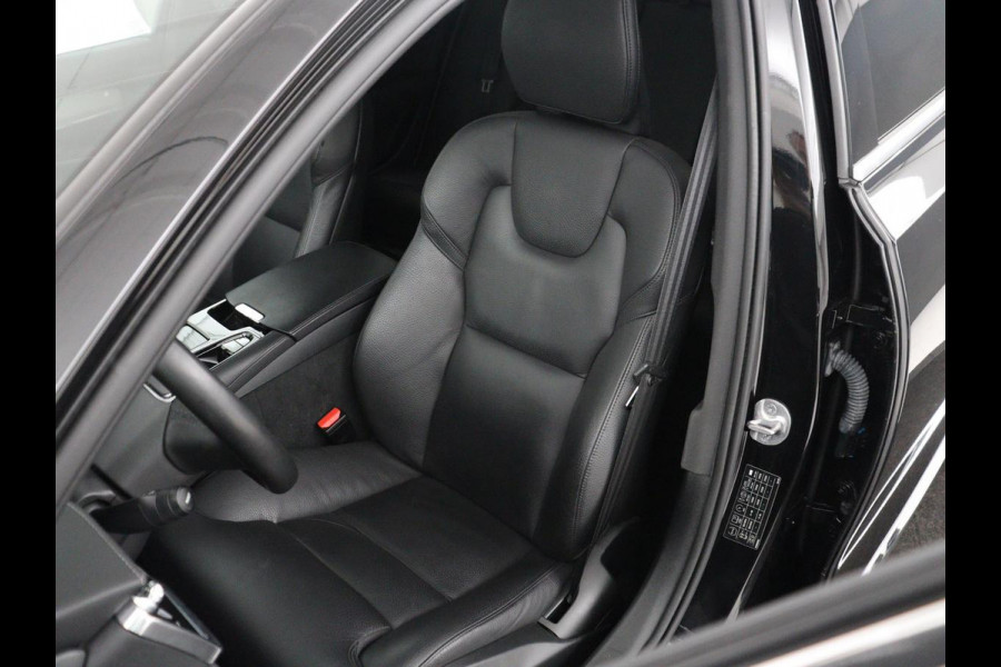 Volvo V90 2.0 T8 Plug-in hybrid AWD Plus Bright | SOH 97,1 | Panoramadak | Leder | Memory | Harman/Kardon | Stuur/stoel verwarming | Achterbank verwarming | Carplay | Cruise control | 360 Camera | Park assist | Trekhaak