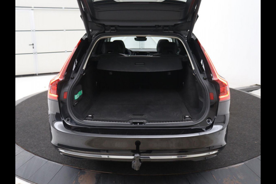 Volvo V90 2.0 T8 Plug-in hybrid AWD Plus Bright | SOH 97,1 | Panoramadak | Leder | Memory | Harman/Kardon | Stuur/stoel verwarming | Achterbank verwarming | Carplay | Cruise control | 360 Camera | Park assist | Trekhaak