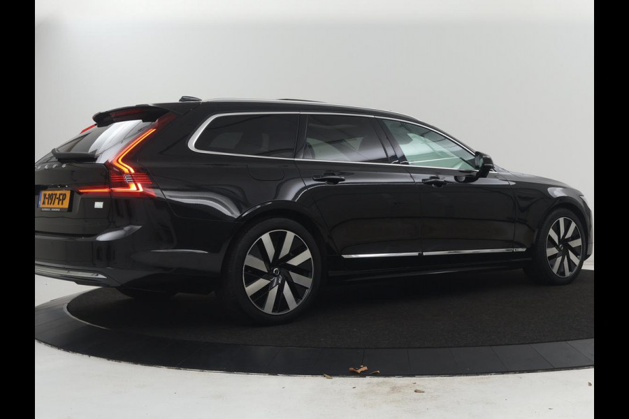Volvo V90 2.0 T8 Plug-in hybrid AWD Plus Bright | SOH 97,1 | Panoramadak | Leder | Memory | Harman/Kardon | Stuur/stoel verwarming | Achterbank verwarming | Carplay | Cruise control | 360 Camera | Park assist | Trekhaak