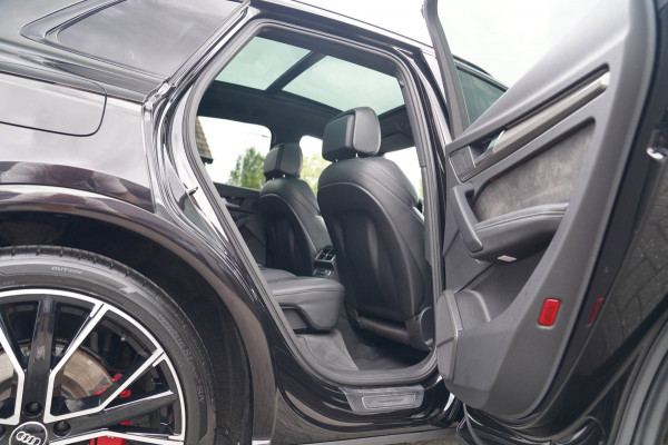 Audi SQ5 3.0 TFSI SQ5 quattro Pro Line Plus | Panorama | Trekhaak | Massage stoelen voor | Adaptieve Cruise | RS Zetels | RS Stuur