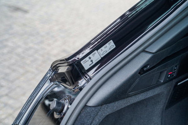 Audi SQ5 3.0 TFSI SQ5 quattro Pro Line Plus | Panorama | Trekhaak | Massage stoelen voor | Adaptieve Cruise | RS Zetels | RS Stuur
