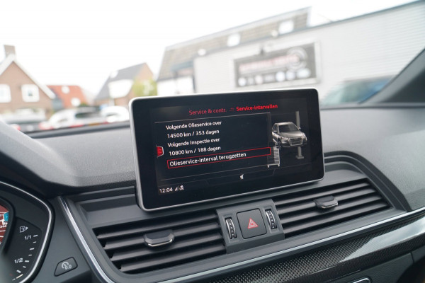 Audi SQ5 3.0 TFSI SQ5 quattro Pro Line Plus | Panorama | Trekhaak | Massage stoelen voor | Adaptieve Cruise | RS Zetels | RS Stuur