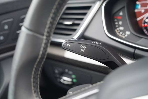 Audi SQ5 3.0 TFSI SQ5 quattro Pro Line Plus | Panorama | Trekhaak | Massage stoelen voor | Adaptieve Cruise | RS Zetels | RS Stuur