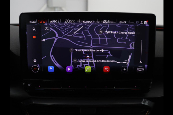 CUPRA Leon 1.5 eTSI Business Edition | Half leder | Stuur/stoel verwarming | Adaptive cruise | Lane assist | Carplay | Sfeerverlichting | Virtueel dashboard | Park assist | Climate control