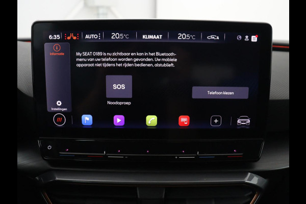 CUPRA Leon 1.5 eTSI Business Edition | Half leder | Stuur/stoel verwarming | Adaptive cruise | Lane assist | Carplay | Sfeerverlichting | Virtueel dashboard | Park assist | Climate control