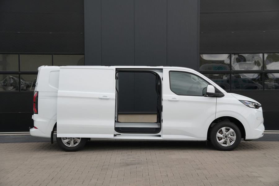 Ford E-Transit Custom 320 L2H1 Limited 71 kWh 218pk - 2x Schuifdeur - Trekhaak - Pro Power - Camera - Carplay - Rijklaar