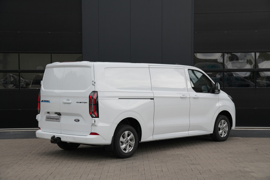 Ford E-Transit Custom 320 L2H1 Limited 71 kWh 218pk - 2x Schuifdeur - Trekhaak - Pro Power - Camera - Carplay - Rijklaar