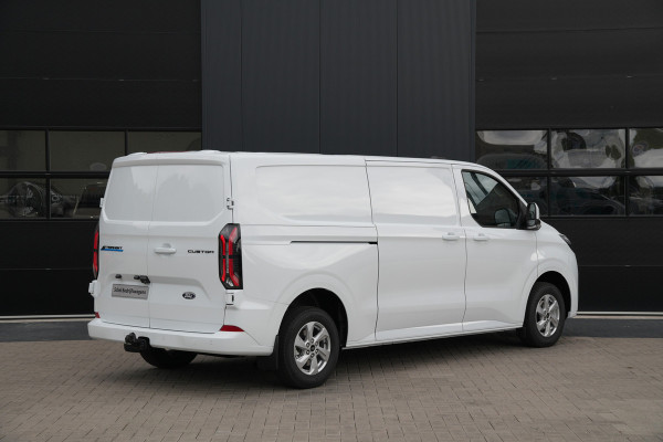 Ford E-Transit Custom 320 L2H1 Limited 71 kWh 218pk - 2x Schuifdeur - Trekhaak - Pro Power - Camera - Carplay - Rijklaar
