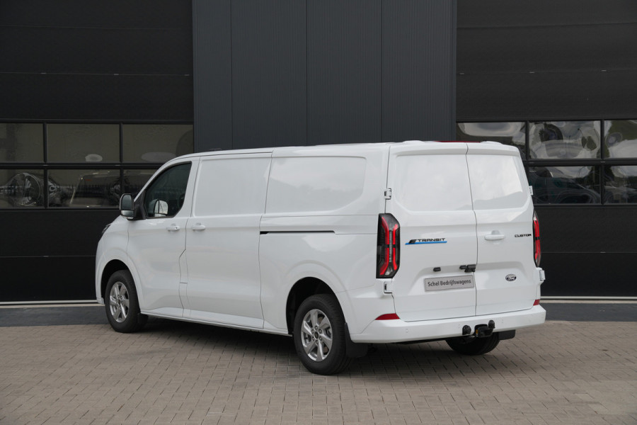 Ford E-Transit Custom 320 L2H1 Limited 71 kWh 218pk - 2x Schuifdeur - Trekhaak - Pro Power - Camera - Carplay - Rijklaar