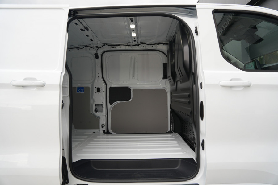 Ford E-Transit Custom 320 L2H1 Limited 71 kWh 218pk - 2x Schuifdeur - Trekhaak - Pro Power - Camera - Carplay - Rijklaar