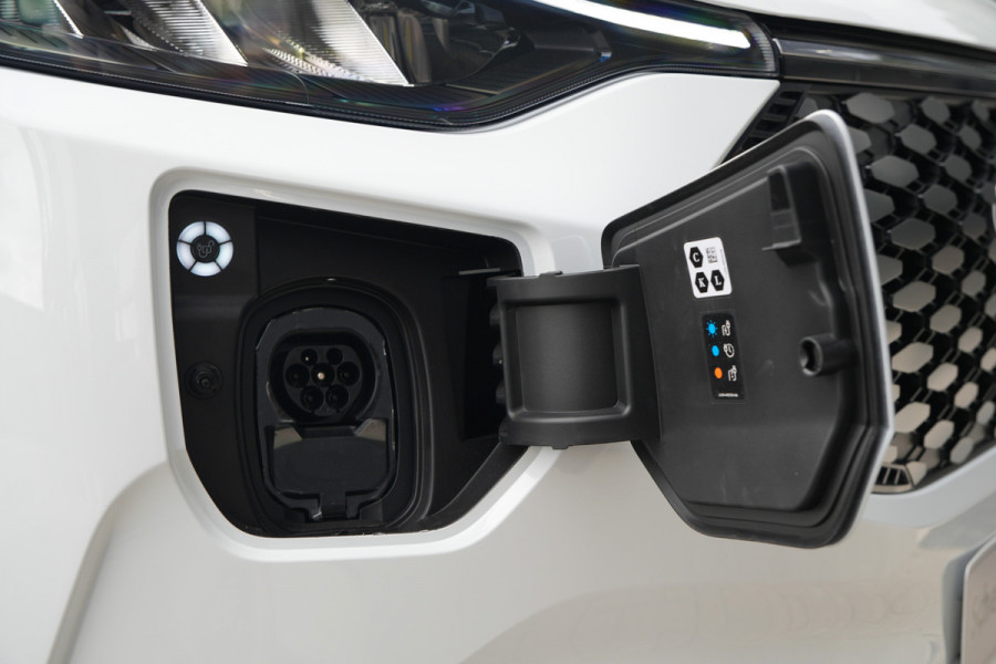 Ford E-Transit Custom 320 L2H1 Limited 71 kWh 218pk - 2x Schuifdeur - Trekhaak - Pro Power - Camera - Carplay - Rijklaar