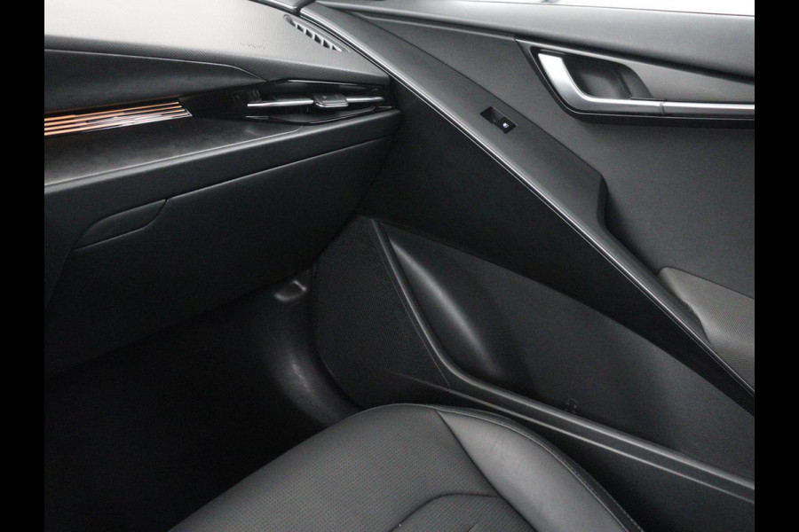 Kia Niro 1.6 GDi Hybrid DynamicPlusLine | Panoramadak | Leder | Stuur/stoelverwarming | Head-up | Adaptive cruise | Lane assist | Carplay | Camera | Park assist | Climate control | Trekhaak