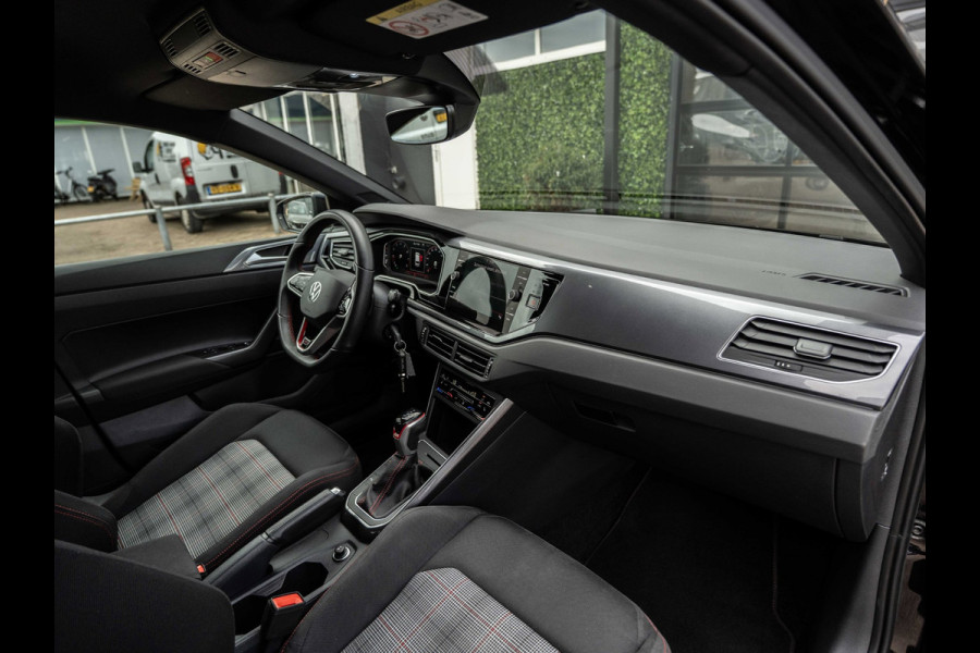 Volkswagen Polo 2.0 TSI 207PK DSG GTI | IQ Light | LED Mistlampen | Virtual |