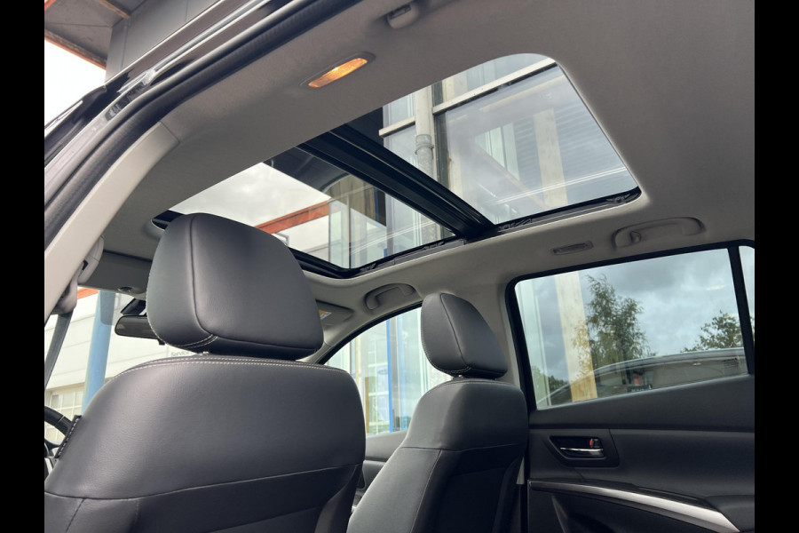 Suzuki S-Cross 1.4 Boosterjet Style Smart Hybrid | Trekhaak | 1500kg Trekgewicht | Panorama-dak | Stoelverwarming | Adaptieve Cruise Control | Camera