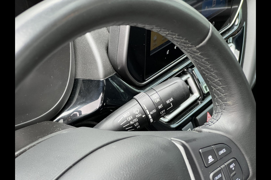 Suzuki S-Cross 1.4 Boosterjet Style Smart Hybrid | Trekhaak | 1500kg Trekgewicht | Panorama-dak | Stoelverwarming | Adaptieve Cruise Control | Camera