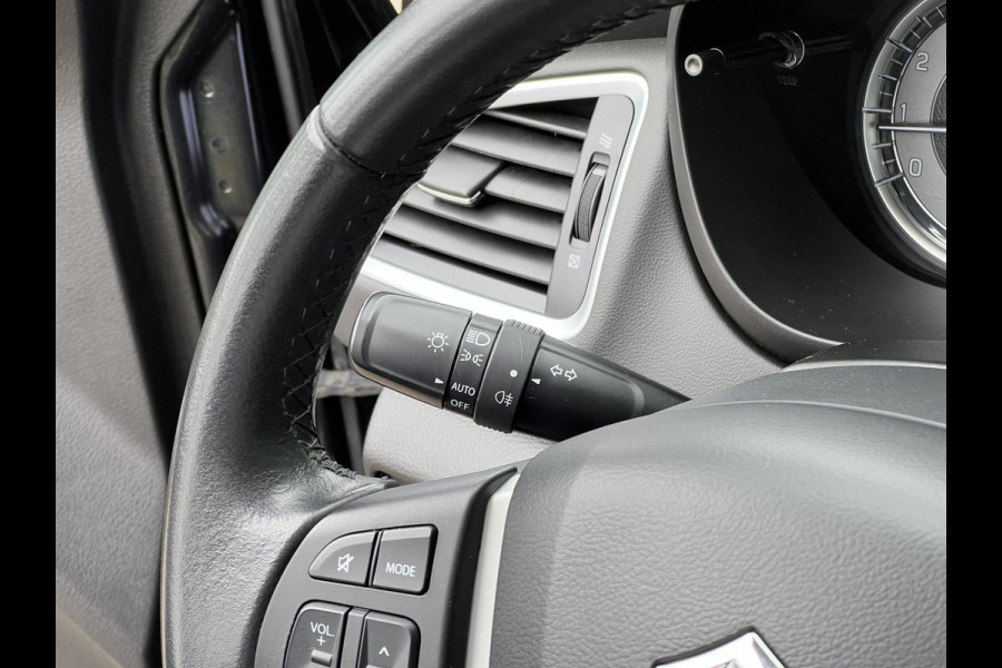 Suzuki S-Cross 1.4 Boosterjet Style Smart Hybrid | Trekhaak | 1500kg Trekgewicht | Panorama-dak | Stoelverwarming | Adaptieve Cruise Control | Camera