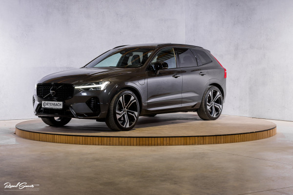 Volvo XC60 2.0 T8 Plug-in hybrid AWD R-Design | Luchtvering | Zwenkbare trekhaak | Panorama dak | Memory | Harman Kardon |