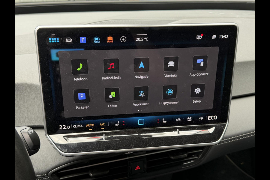Volkswagen ID.3 Pure 52 kWh 18"/Adaptieve Cruise/Apple Carplay & Android Auto/DAB/Navigatie/Sfeerverlichting/Camera/Stuur + stoelverwarming