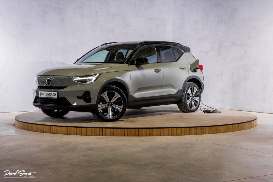Volvo XC40 Recharge Ultimate 70 kWh | Panorama dak | Adaptieve cruise | Memory | Blis | Harman Kardon |