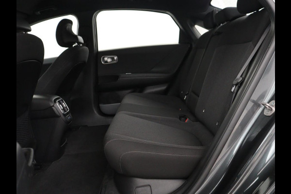 Hyundai IONIQ 6 Style 77.4 kWh | SOH 93.9 % | Navigatie | Virtual dashboard | Carplay | Climate Control | Adaptive cruise | camera | Park assist | Trekhaak | DAB+ | PHEV