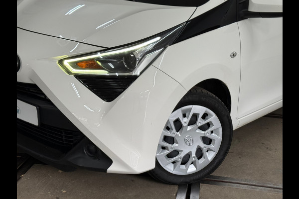 Toyota Aygo 1.0 VVT-i x automaat | Apple Carplay & Android Auto | Camera | Bluetooth | 15 Inch