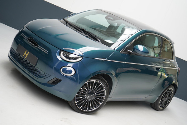 Fiat 500 La Prima 42 kWh | SoH 94,9% | Navigatie | Carplay | Climate control | Cruise control | Lm velgen |