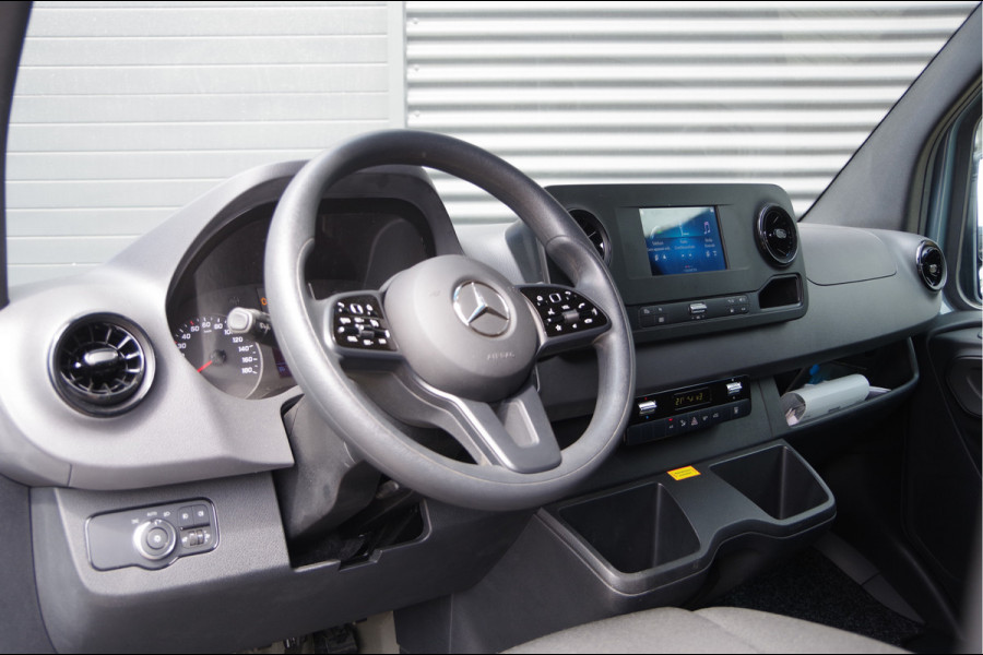 Mercedes-Benz Sprinter 317 1.9 CDI L2H2 AUT. STOELVERWARMING, STANDKACHEL, CAMERA, CRUISE, CLIMA, PARKEERSENSOREN, MISTLAMPEN