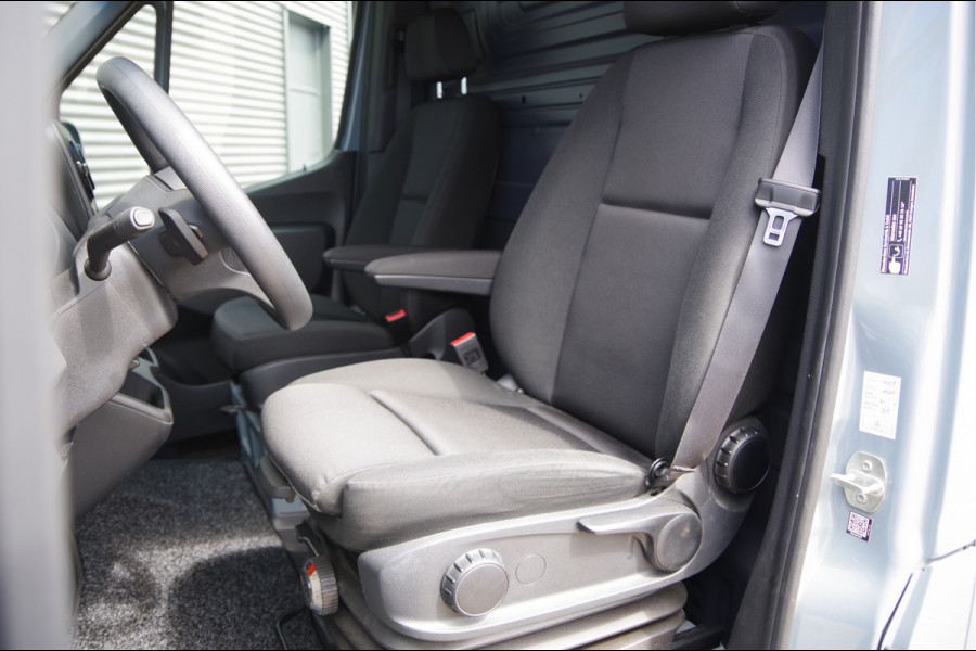 Mercedes-Benz Sprinter 317 1.9 CDI L2H2 AUT. STOELVERWARMING, STANDKACHEL, CAMERA, CRUISE, CLIMA, PARKEERSENSOREN, MISTLAMPEN