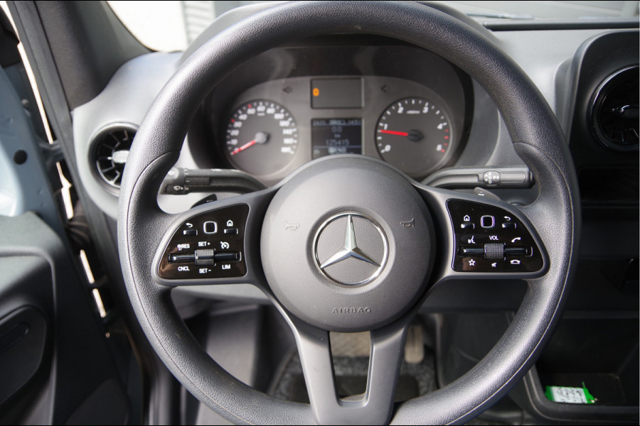 Mercedes-Benz Sprinter 317 1.9 CDI L2H2 AUT. STOELVERWARMING, STANDKACHEL, CAMERA, CRUISE, CLIMA, PARKEERSENSOREN, MISTLAMPEN