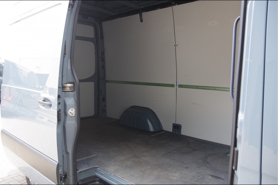 Mercedes-Benz Sprinter 317 1.9 CDI L2H2 AUT. STOELVERWARMING, STANDKACHEL, CAMERA, CRUISE, CLIMA, PARKEERSENSOREN, MISTLAMPEN