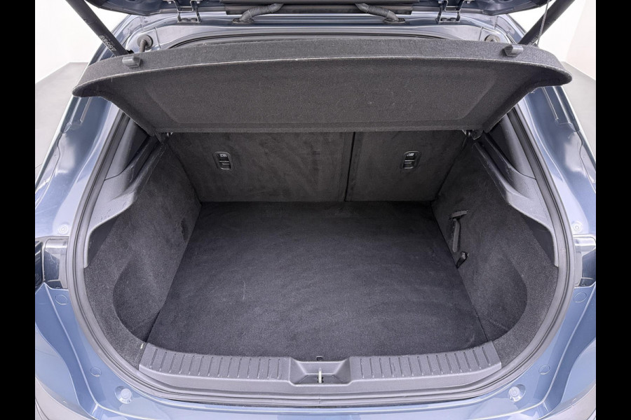 Mazda CX-30 2.0 e-SkyActiv-X M Hybrid Luxury | SCHUIF-/KANTELDAK | 360° CAMERA | LEDEREN BEKLEDING | BOSE AUDIO | AFNEEMBARE TREKHAAK | ELEKTRISCHE ACHTERKLEP | ELEKTRISCHE STOELEN | HEAD-UP DISPLAY | VOLLEDIGE UITRUSTING | ALL-IN PRIJS | RIJKLAAR GELEVERD MET 12 MAANDEN BOVAG GARANTIE