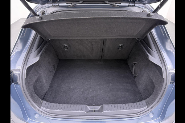 Mazda CX-30 2.0 e-SkyActiv-X M Hybrid Luxury | SCHUIF-/KANTELDAK | 360° CAMERA | LEDEREN BEKLEDING | BOSE AUDIO | AFNEEMBARE TREKHAAK | ELEKTRISCHE ACHTERKLEP | ELEKTRISCHE STOELEN | HEAD-UP DISPLAY | VOLLEDIGE UITRUSTING | ALL-IN PRIJS | RIJKLAAR GELEVERD MET 12 MAANDEN BOVAG GARANTIE