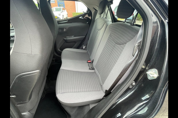 Toyota Aygo 1.0 VVT-i x-play / achteruitrijcamera / groot scherm.