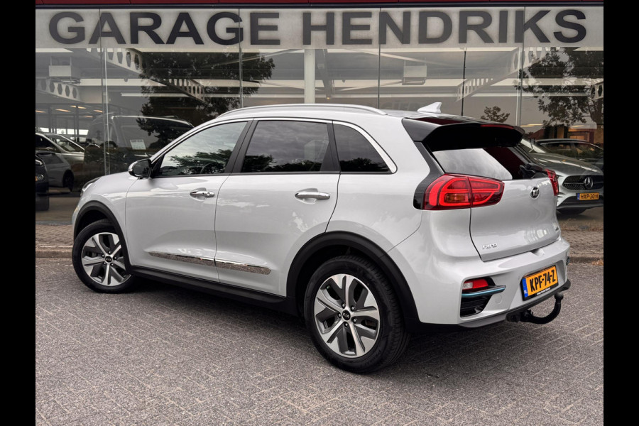 Kia e-Niro ComfortLine 64 kWh | SOH: 97,2% | 3 Fase |  Trekhaak | Stoelverwarming | Camera | Blindspot | Adaptive CC |