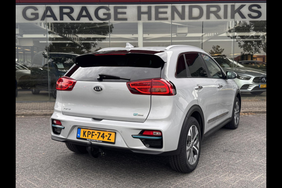 Kia e-Niro ComfortLine 64 kWh | SOH: 97,2% | 3 Fase |  Trekhaak | Stoelverwarming | Camera | Blindspot | Adaptive CC |