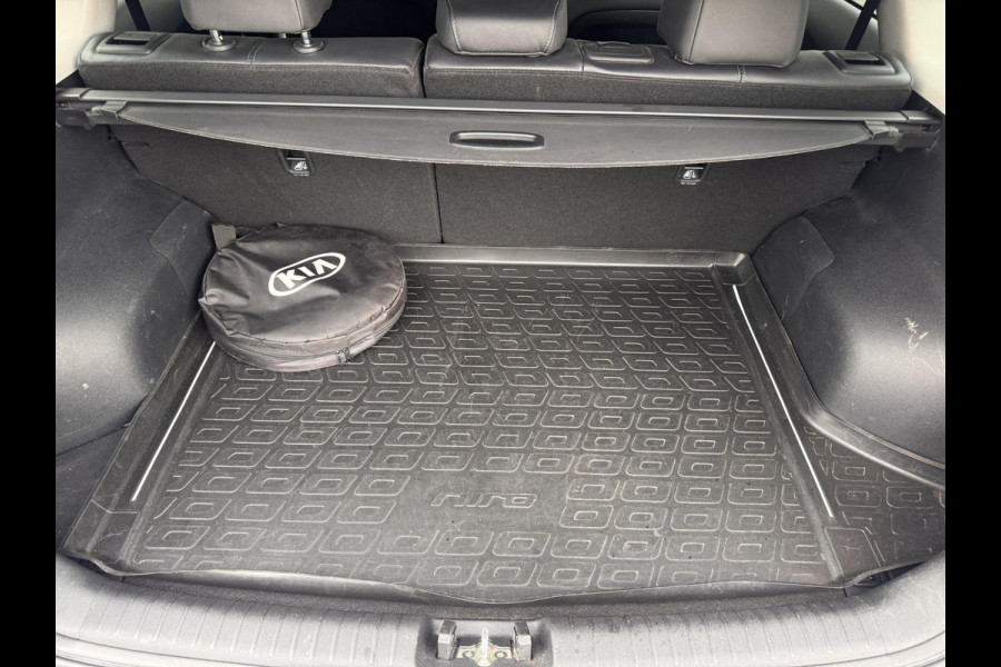 Kia e-Niro ComfortLine 64 kWh | SOH: 97,2% | 3 Fase |  Trekhaak | Stoelverwarming | Camera | Blindspot | Adaptive CC |