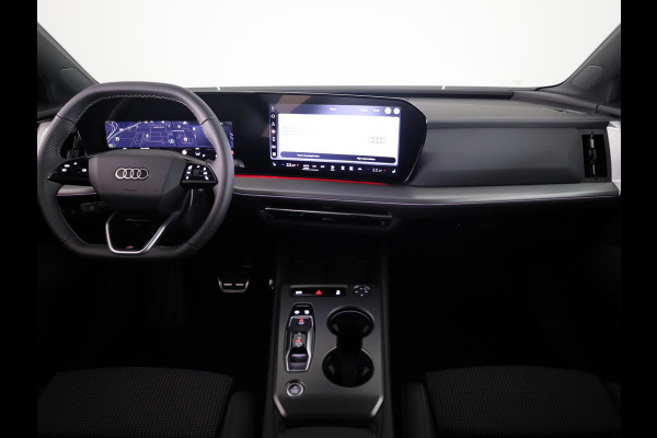 Audi Q4 e-tron S edition 82 kWh 286 pk | Techniekpakket plus | Winterpakket | Trekhaak | Optiekpakket zwart-glanzend |
