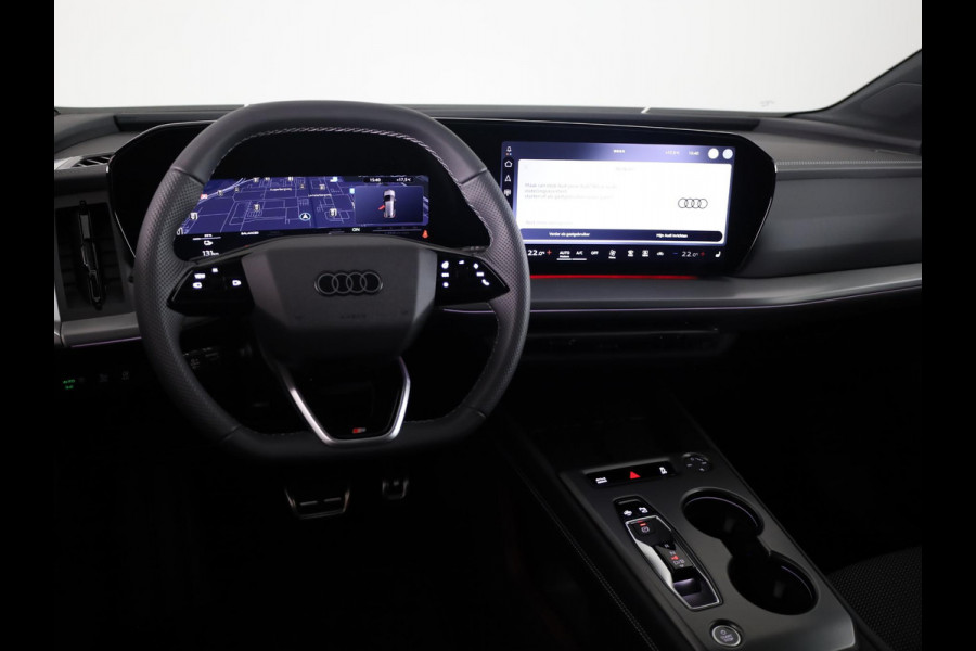 Audi Q4 e-tron S edition 82 kWh 286 pk | Techniekpakket plus | Winterpakket | Trekhaak | Optiekpakket zwart-glanzend |