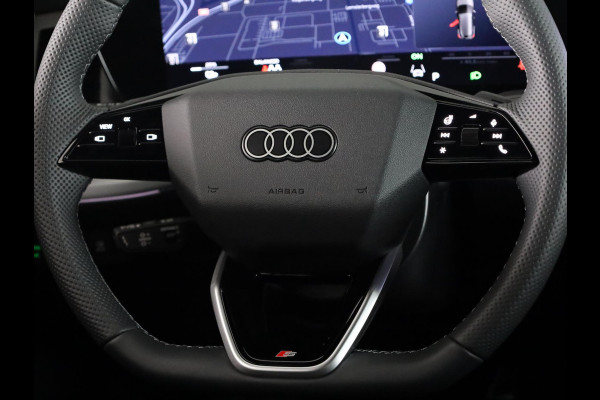 Audi Q4 e-tron S edition 82 kWh 286 pk | Techniekpakket plus | Winterpakket | Trekhaak | Optiekpakket zwart-glanzend |