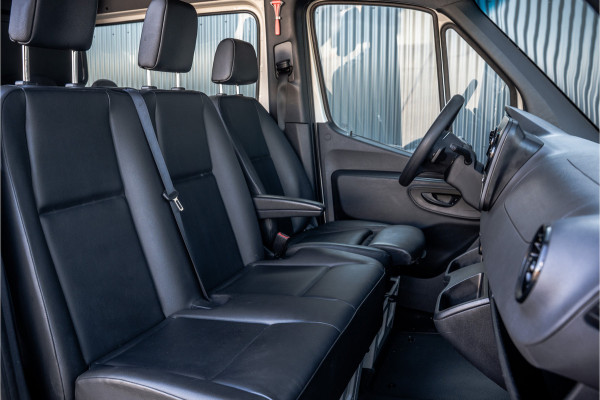 Mercedes-Benz Sprinter 516 CDI L3H2 | 7-Zits | 3.5T Trekgwicht | Automaat | Camera | Mbux | Climatronic | Trekhaak