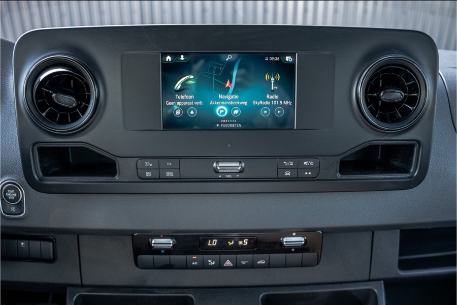 Mercedes-Benz Sprinter 516 CDI L3H2 | 7-Zits | 3.5T Trekgwicht | Automaat | Camera | Mbux | Climatronic | Trekhaak