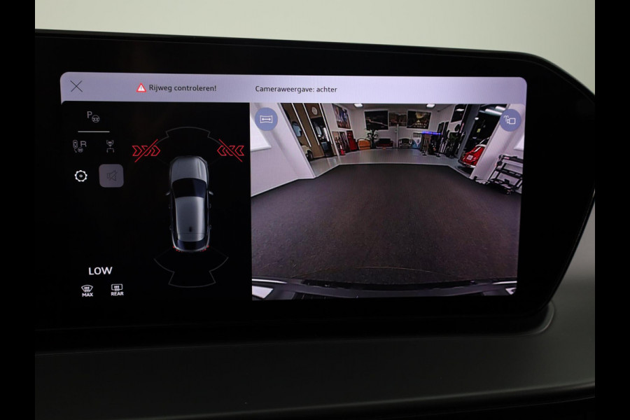 Audi Q3 Sportback Advanced edition e-hybrid 272 pk | Techniek pakket | Trekhaak | LED koplampen | Privacy glas |