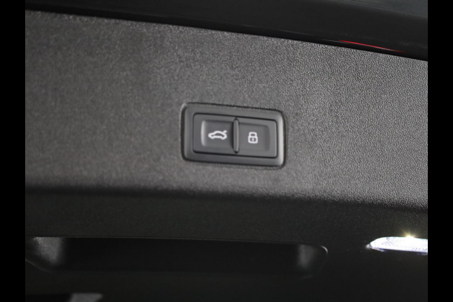 Audi Q3 Sportback Advanced edition e-hybrid 272 pk | Techniek pakket | Trekhaak | LED koplampen | Privacy glas |