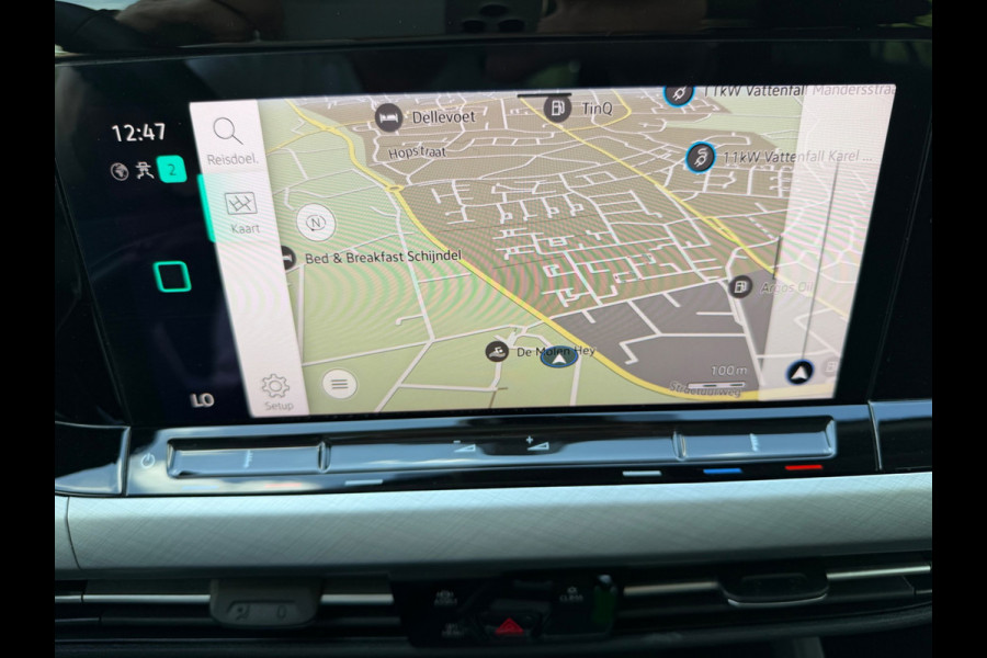 Volkswagen Golf 1.0 eTSI AUTOMAAT Life, achteruitrijcamera, navigatie, sfeerverlichting, climaat, 1 e eigenaar, NL auto met nap